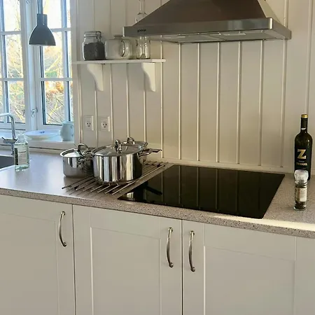 Charming And Classic Summer Idyll Near Gilleleje *