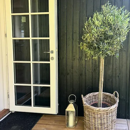 Charming And Classic Summer Idyll Near Gilleleje *